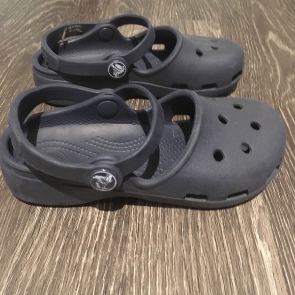 Kids Mary Jane Crocs Size 10 - Picture 2 of 3
